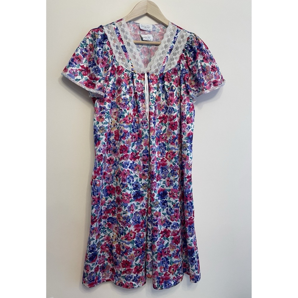Vtg Vanity Fair Floral Nightgown & Robe Set Women Medium Short Sleeve Lace Pansy